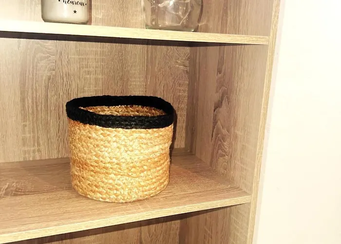 T2 Proche Centre Lägenhet Nîmes